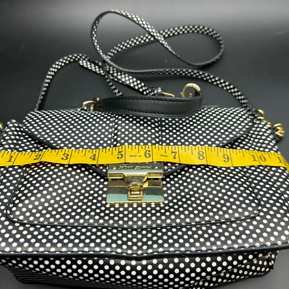 Betsey Johnson Black & White Polka Dot Crossbody/Bag 7.5 x 11” x 3” - Picture 6 of 14